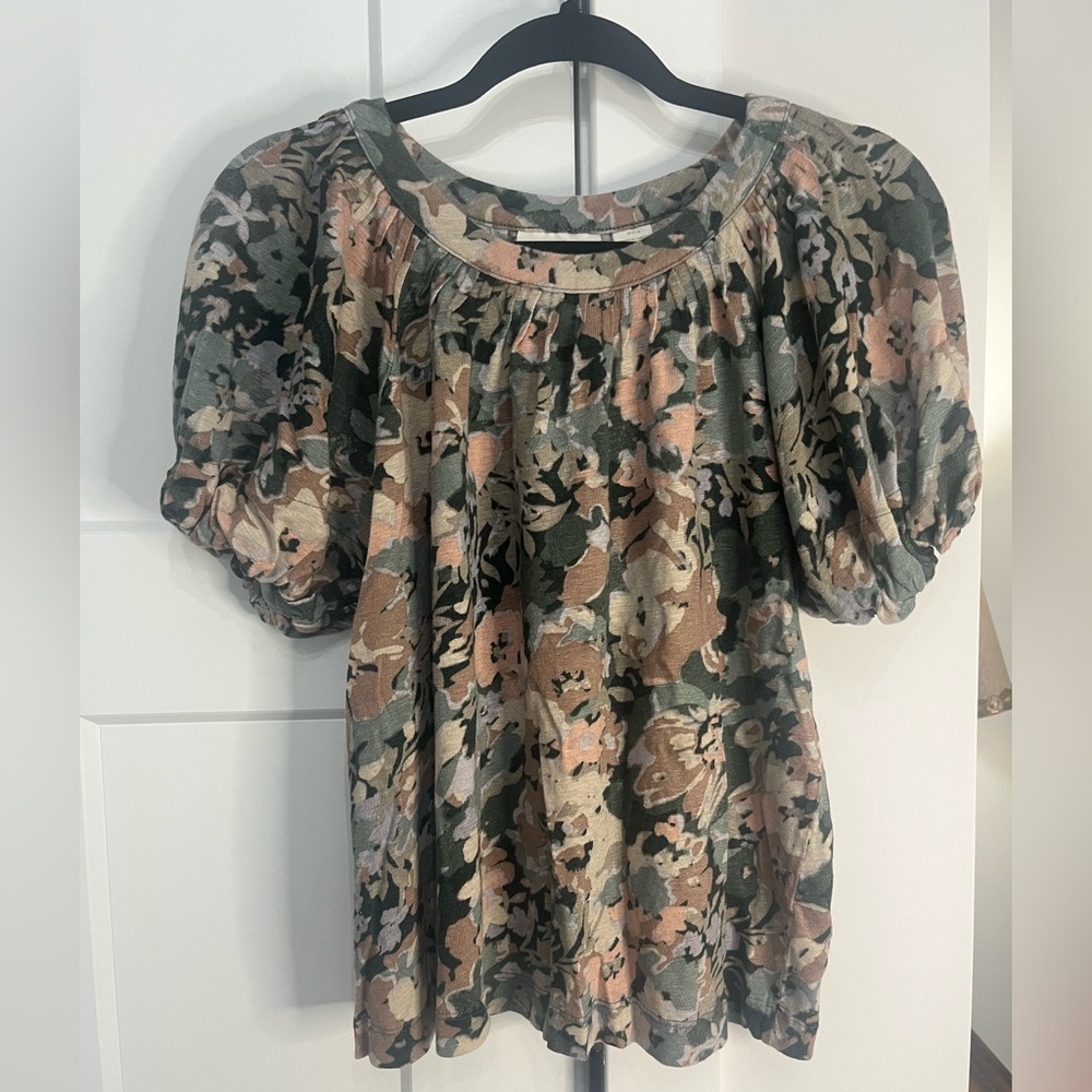 Maeve floral top size Medium